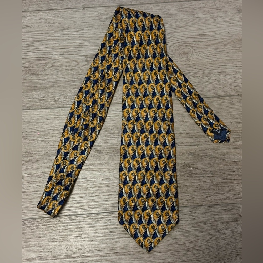 Dior Gold and Navy Geometric Silk Tie - Picture 3 of 6